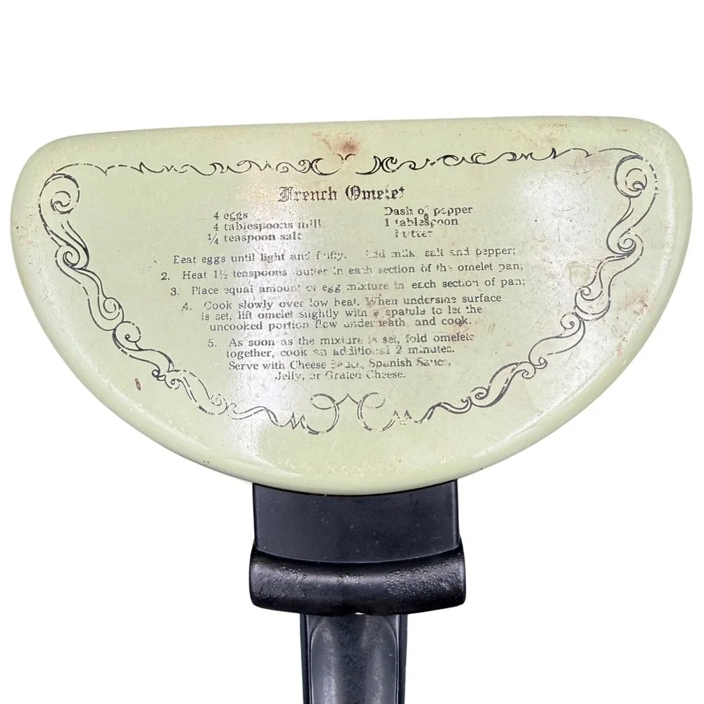 Vintage Mirro Folding Omelet Pan Avocado Green Recipe Print Aluminum Made in USA